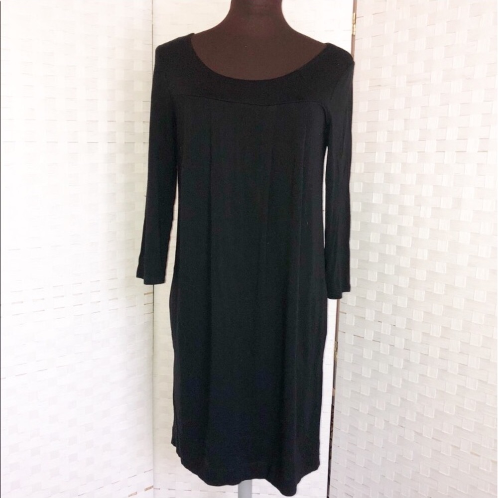 White House Black Market sz M black dress